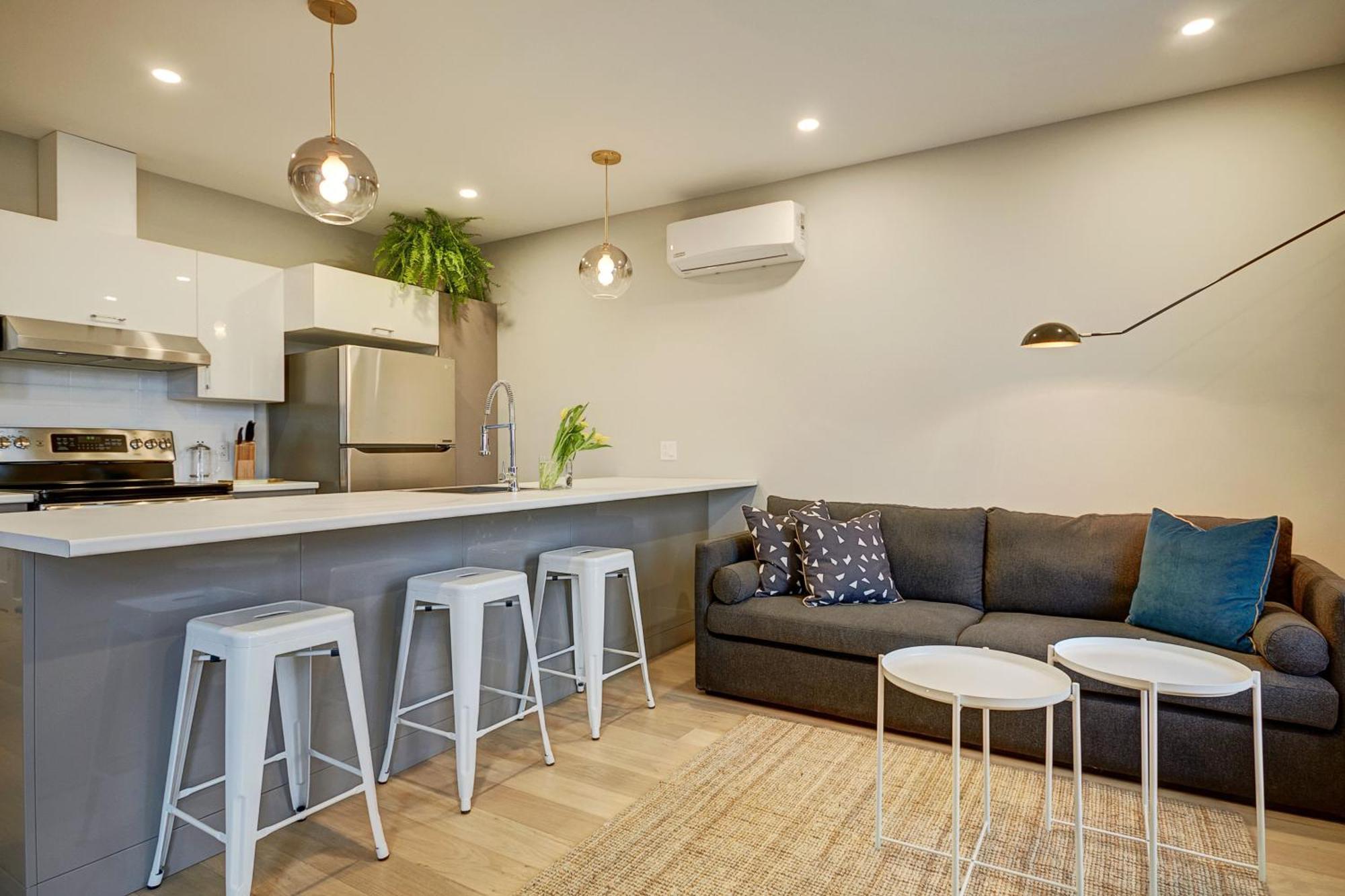 Explore Montreal From Sleek Contemporary Apartment By Den Stays Zimmer foto